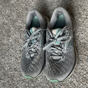 Brooks Gray and Teal Women's Sneakers